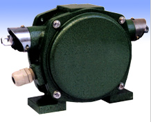 YLAX-R1緊急閉鎖雙向拉繩開關(guān)輸送機保護(hù)拉繩開關(guān)